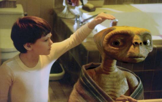 Qué ver?: “E.T., el extraterrestre”, cuando la ciencia ficción se hizo  familiar