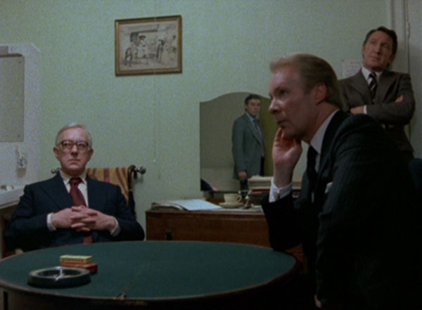 Tinker, Tailor, Soldier, Spy [BBC, 1979] – Cazando al topo de John le